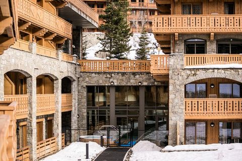 Het prestigieuze resort Méribel ligt in het hart van de drie valleien, het grootste skigebied ter wereld.   L'Hévana, een vijfsterren Premium residentie opgeleverd in december 2019, vestigt zich onmiddellijk als een van de mooiste residenties in het ...