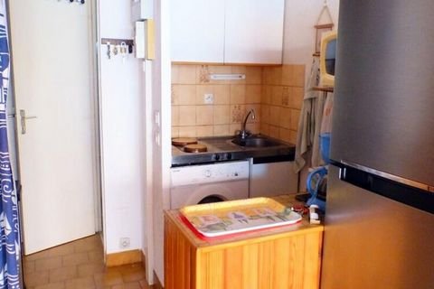 Prachtige accommodatie van 45 vierkante meter gelegen in à Sanary-sur-Mer. ArrayMet een oppervlakte van 45 m² beschikt het over een slaapkamer met meerdere opbergruimtes en is het geschikt voor maximaal 2 personen. 4 personen. Fijn verblijf! Dit vrie...