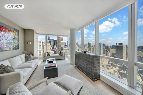 Wir präsentieren 400 Park Avenue South, 31B, ein raffiniertes Apartment mit 3 Schlafzimmern und 3 Bädern, das hoch über der Park Avenue South liegt. Diese einzigartige Residenz bietet dreifache Belichtung von raumhohen Fenstern und bietet einen einzi...