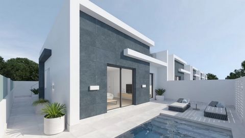 GC IMMO SPAGNA ti offre, NUOVE VILLE A UN PIANO A BALSICAS, MURCIA Nuova costruzione residenziale di 5 ville unifamiliari a un piano, con terrazza, piscina privata, parcheggio sul terreno e solarium con cucina estiva, per godere di tutte le ore di so...