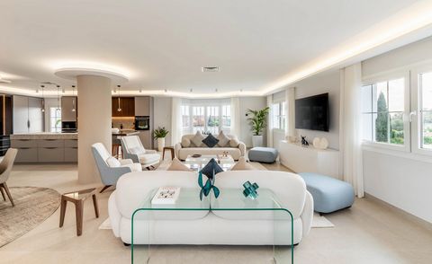 Welcome to Penthouse Zafiro, a home designed for comfort and style in the heart of Nueva Andalucía. This penthouse sits on the top floor, giving you plenty of privacy and incredible views of the Mediterranean Sea and La Concha mountain. The property ...