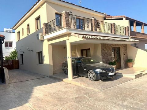 Located in Nicosia. Luxury, 3 bedroom house for rent in Nicosia, Alampra area. Just a few minutes away from Nicosia center and 15 minutes drive to Larnaca airport.  It is ideally situated close to many services and amenities. In addition, the propert...