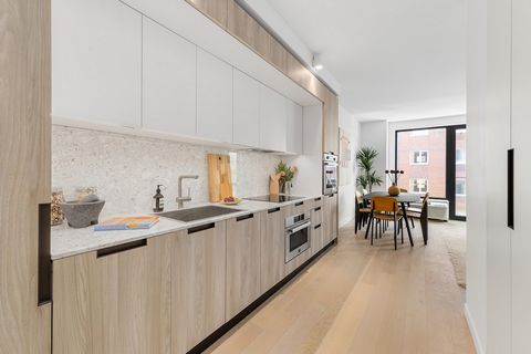 IMMEDIATE OCCUPANCY CURRENTLY OFFERING 24-MONTHS COMMON CHARGES WAIVED! Move right into this stunning 3-bedroom, 2-bathroom home and enjoy a contemporary lifestyle at East Harlem's newest development. This 972 SQFT,416 ext. SQFThome includes HIGH-END...