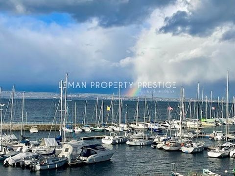 A true haven of peace in absolute calm, located a stone's throw from the funicular and 4 minutes from the pier, 5 minutes from the center and schools, this property benefits from an idyllic location with a view of the Port and the Lake. It embodies t...