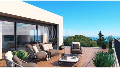 New 4-bedroom duplex apartment with 207 sqm of gross private area, 93 sqm of outdoor area, 4 parking spaces, and storage room, in the Caxias Heights development, in Oeiras. The apartments feature a fully equipped kitchen with Bosch appliances, oak wo...