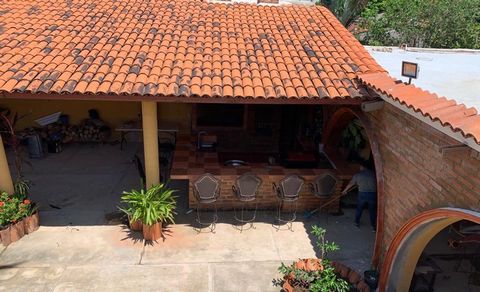 Description Casa Ray For Sale Costa Capomo This is the perfect property if you like to entertain. With is excellent location of Alfredo V Bonfil this property is a winner. The main house consists of 5 spacious bedrooms three full baths and a stunning...