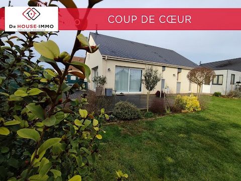 Votre spécialiste Immobilier Nelly Collibeaux vous propose en exclusivité ce bien situé dans le charmant village de Garcelles-Secqueville, cette maison parfaitement entretenue de 96m² saura vous séduire avec ses espaces généreux et son design contemp...