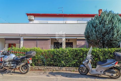 Location: Istarska županija, Novigrad, Novigrad. Istria, Cittanova Queste stanze si trovano al piano terra di un condominio in una posizione eccezionale nel centro di Cittanova! Le stanze si trovano al piano terra di un condominio con cortile privato...