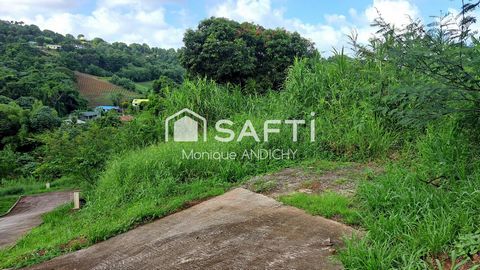 Terrain viabilisé de 699 m² à la campagne Lotissement calme de 5 parcelles.