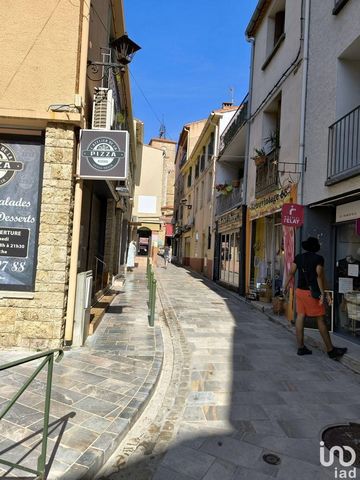 iad France - Francois Mayeux ... vous propose : Dans une rue très passante, en centre ville de Thuir, vente du Droit au bail de cette boutique occupant 50 m2 environ avec 6 ml de façade. Présence de WC. Toutes les activités sont acceptées, exceptée l...