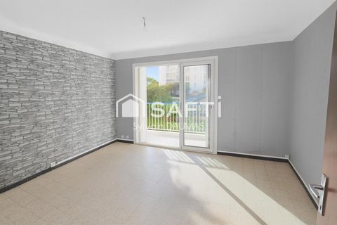 Mar Vivo : le soleil de l’ouest et le potentiel d’un T3 à réinventer, à deux pas des plages.