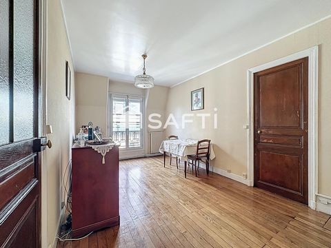 Deux-pièces lumineux avec combles aménagés.