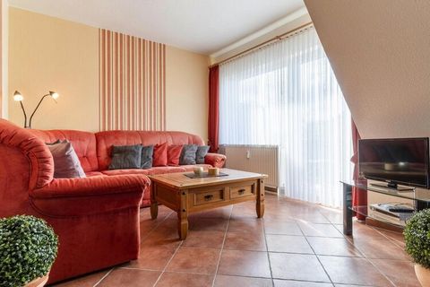 The newly renovated holiday home is located directly on the old Büsum dike. The apartment is about 55 square meters and is located on the 1st floor of a holiday home with 4 residential units. The comfortable furnishings offer everything you need for ...