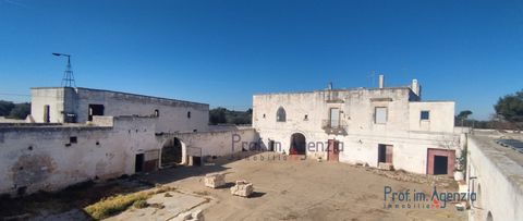 For sale is an imposing fortified farmhouse dating back to 1870 located in the countryside of Carovigno, surrounded by centuries-old olive trees and a short distance from the sea. The masseria has retained its original structure; it is in fact made u...