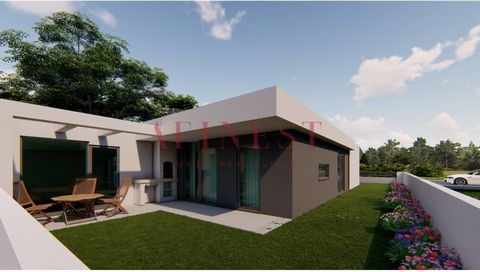 Single storey house in PINHAL DO GENERAL on a plot of 357m2, with garden. With contemporary design and excellent quality of construction, finishes and materials, this villa is located in a recently urbanised area, close to nature and just a few minut...