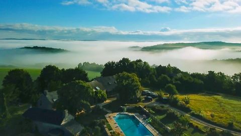Ideally located in the Dordogne countryside but only minutes from Sarlat, this property offers a comfortable main house, two independent rooms for chambre d'hotes and two unique gites with proven rental income. An additional building is partially com...