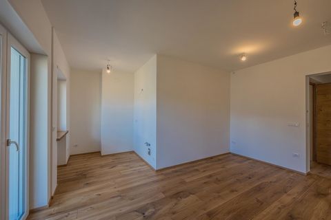 Welcome to your completely renovated apartment with unobstructed mountain views! Two carefully renovated apartments are for sale: a 2-room apartment (€ 242,000) and a 3-room apartment (€ 298,000). These are located on the fourth floor and are availab...