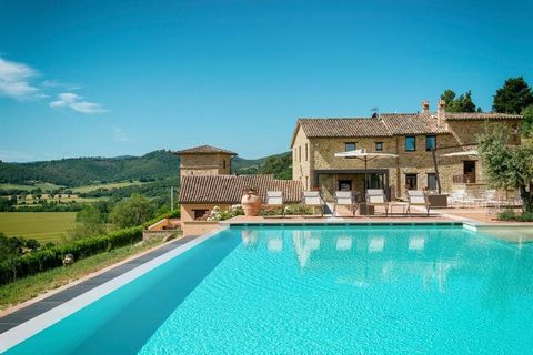 The Relais Resort Sant'Apollinare is a true paradise nestled in the green heart of Umbria. What makes it special is the thousand-year-old building originally called curtis Sanctae Marie Apollinaris. History and comfort come together to offer a unique...