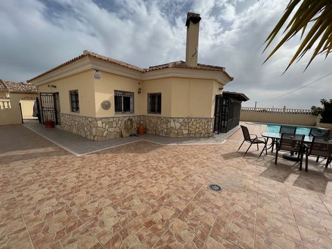 We are pleased to bring you the opportunity to purchase a lovey 3 bedroom, 3 bathroom single storey Villa, located in Los Higuerales, Arboleas. Access to the property is via a gated entrance, leading to a large driveway, which will take you to the ga...