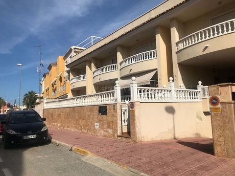 Vous cherchez à acheter une place de parking à Rojales? Excellente opportunité de posséder cette place de parking d'une superficie de 24 m² située dans la ville de Rojales, province d'Alicante. Il a un bon accès, une maniabilité et est bien connecté....