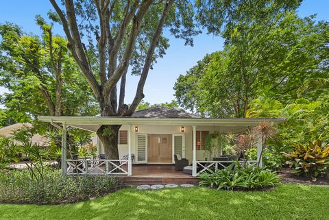 Located in Sandy Lane. Welcome to Serenade! This beautiful four bedroom property is nestled in lush tropical gardens extending to 1.33 acres. It is surrounded by mature trees and is beautifully positioned next to the 6th green of the Sandy Lane Old N...