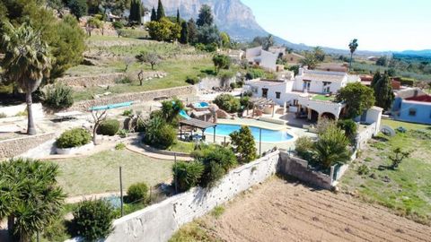 This stunning stone clad Finca is ideally located on the edge of the village of Jesus Pobre, perfect to walk into the village yet in a tranquil location surrounded by countryside. The plot is mostly flat having main living floor on the same level as ...