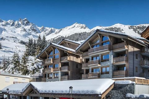 De residentie Aspen Lodge beschikt over meerdere gelijknamige luxe appartementen. Het ligt in het centrum van Courchevel Moriond, met winkels, bars, restaurants en dicht bij het ESF. Vanaf het sneeuwfront op 150 meter afstand is het gemakkelijk om de...