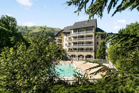 At the gates of the Pyrenees National Park, the Les Rives de L'Aure residence is located in the heart of the typically Pyrenean village of Saint-Lary-Soulan. The residence has many assets such as direct access to the resort's thermal baths and a heat...