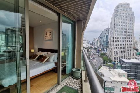 This is a deluxe one bedroom, one bath condo for sale in The Lakes Condo. The apartment is located on the 17th floor, fully furnished and is 67 sqm. The Lakes is conveniently located close to BTS Asoke and MRT Sukhumvit. It is a few minutes walk to B...