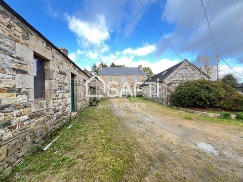 Located in Plougonven (29640), this property offers a peaceful and rural setting, ideal for nature lovers. 20 minutes from Morlaix, the nearby greenway, offering a perfect balance between serenity and accessibility. This 136 m² stone house under slat...