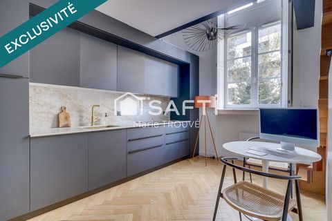 Magnifique appartement T2bis avec terrasse, dans un Hôtel Paticulier au coeur de Bordeaux