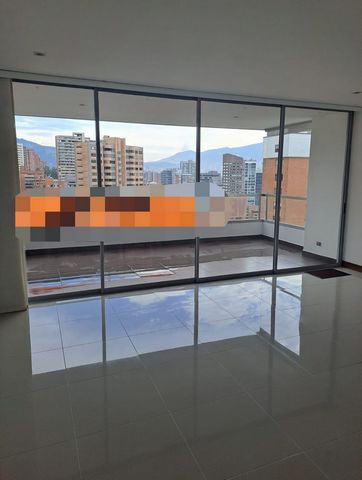 ¡Espectacular apartamento de lujo en Medellín con vista panorámica! ¿Buscas un hogar que lo tenga todo? Este impresionante apartamento de 190 m² en Medellín, ubicado en un piso 15, te ofrece vistas panorámicas inigualables del norte y sur de la ciuda...