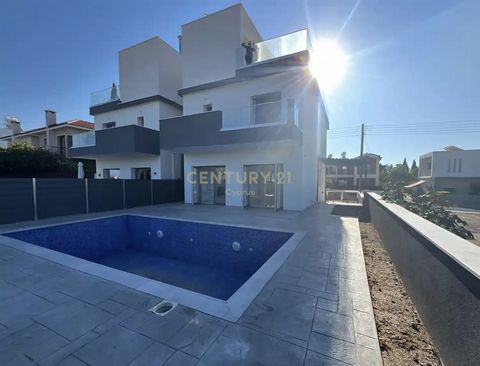 Exclusive Brand-New 3-Bedroom Villas in Mandria, Paphos Discover a new standard of luxury living in Mandria, Paphos, with this stunning development of three brand-new villas. Designed for modern comfort and style, these exquisite 3-bedroom homes offe...