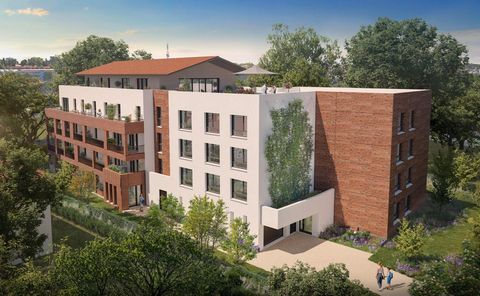 Superbe Appartement Duplex T5 d'environ 125 m² avec terrasse, balcon et double parking.