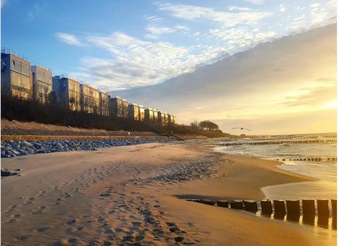 Breng uw vakantie door in een uniek vakantiehuis direct aan de kliffen en het strand. U kunt rekenen op een panoramisch uitzicht en uitstekend uitgeruste appartementen. Direct gelegen aan het strand (bereikbaar via trappen) en aan de boulevard! De ac...