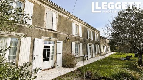 A34983EMU17 - Cette superbe maison, se compose de plusieurs espaces fonctionnels, spacieux et lumineux. Dès l'entrée, vous serez accueillis dans un hall qui mène à un cosy salon TV et une grande salle à manger lumineuse, idéale pour recevoir famille ...