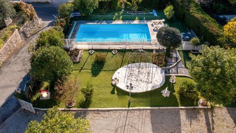 Grande maison familiale ou mixte habitation/professionnelle à Draguignan