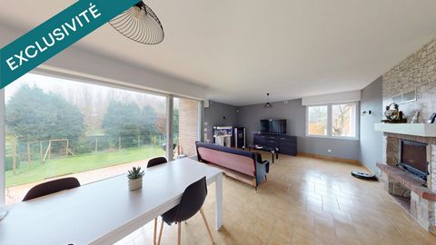 Maison familiale pleine de potentiel à l'intérieur comme à l'extérieur !