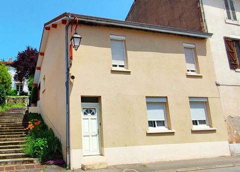 Maison entierement rénovée composée d'un T2 + T3