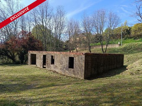 Terrain constructible avec¨permis de construire.