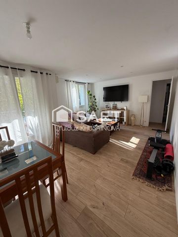 GRAND APPARTEMENT T4 REFAIT A NEUF