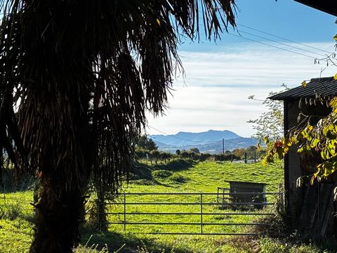 Maison de caractère familiale avec terres maraîchères