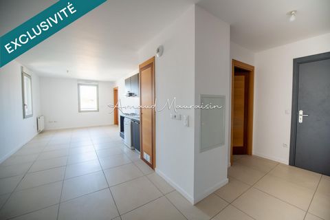 Beau F2 avec place de parking