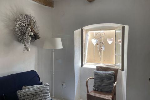 Stay in this cosy apartment in Vrbnik, spread over three floors. This house is ideal for a vacation with a group of friends or family. You can relax on the roof terrace which is on the 3rd floor, enjoying sea views along with your favourite drinks. T...