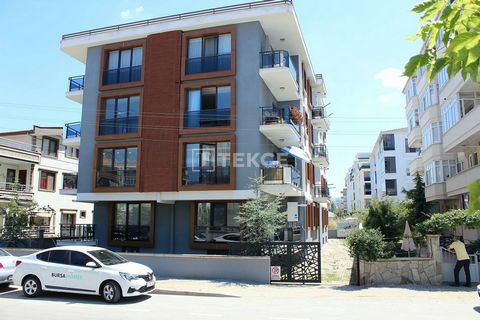 Real Estate with Large Balconies in Yalova Çiftlikköy Yalova stands out with its proximity to big cities such as Istanbul and Kocaeli. The city has been developing rapidly in recent years as a city where real estate investors have shown interest in n...