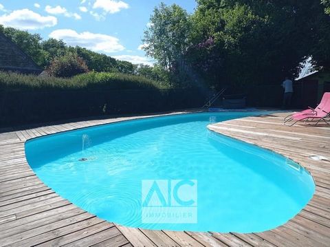 USE THE IMMERSIVE 360 VIRTUAL TOUR TO MOVE AROUND THE PROPERTY AS IF YOU WERE THERE! Agency ARMOR CÔTÉ IMMOBILIER HEART OF BRITTANY / XVIII PROPERTY / HOUSE + 3 GITES / SOLD FULLY FURNISHED / HEATED OUTDOOR POOL / LAND 6352 M2. Nestled in the heart o...