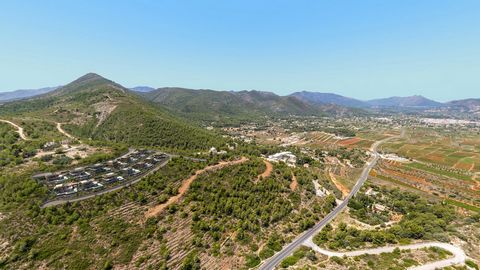 Airen Collection are the first homes for sale by Elements EcoResidences, a benchmark for landscape integration on the Costa Blanca North. Environmentally friendly homes, built and equipped for low energy consumption.