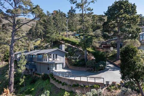 Located in Carmel Highlands with gorgeous ocean views overlooking Yankee Point, this beautiful home was renovated by the previous owner and only gently used since. Sited down a private drive and set prominently along a canyon/greenbelt area, the wall...