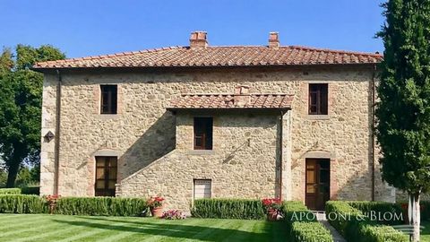 Tuscan farmhouse villa that has been lovingly transformed into a romantic Bed & Breakfast in the Val d'Orcia World Heritage area. Here we offer modern elegance and world-class hospitality in a traditional Tuscan setting. Situated on the slopes of Mon...
