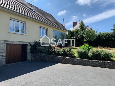 In the town of CARENTAN, Capital of the Regional Natural Park of the Cotentin and Bessin Marshes, your sector advisor, Anne BLAISON, offers you this beautiful and warm house ideal for your family. Come and enjoy its beautiful spaces as well as its ga...
